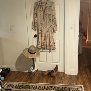 Beautiful mid-length dress